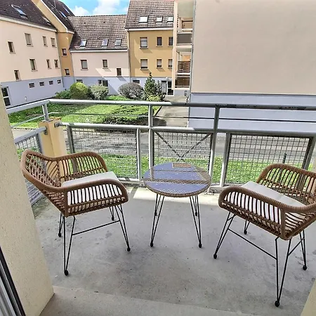 Renove Pres Du Centre De Avec Balcon, 2 Et Wi-fi Inclus - Fr-1-722-7 דירה קולמר